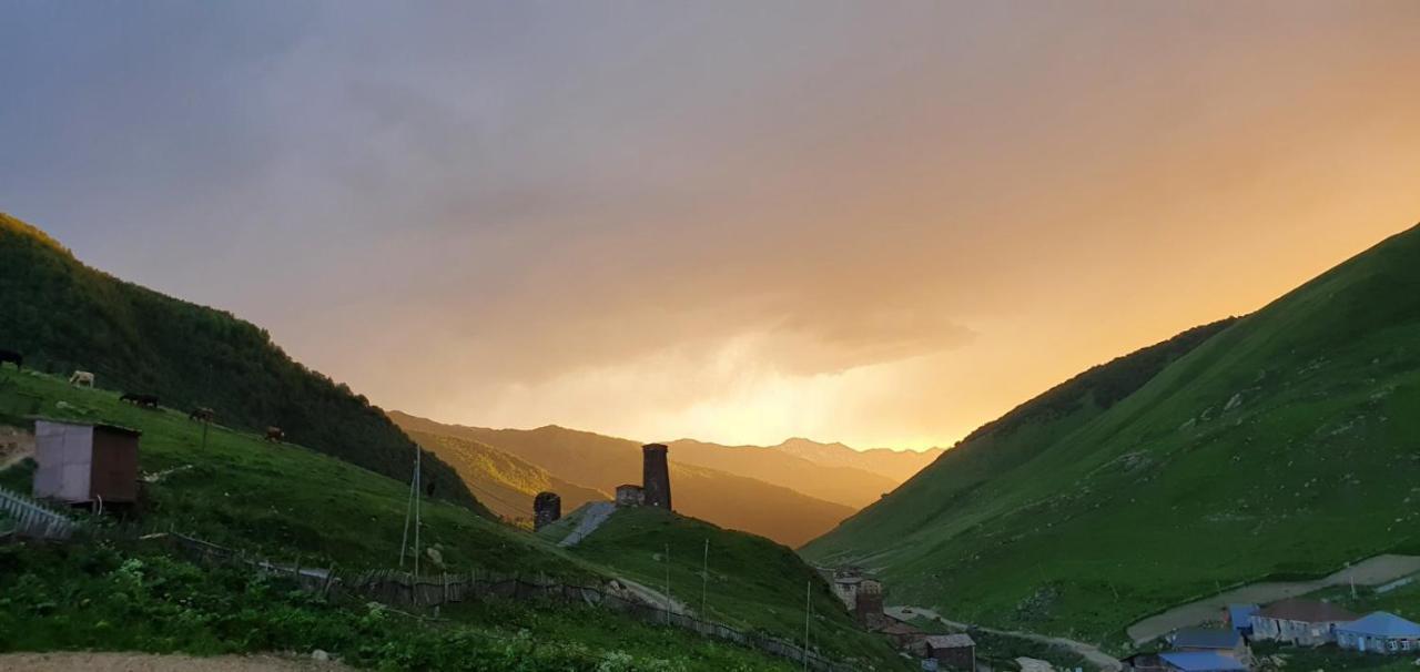 Guesthouse Svanuri Sakhli Ušguli Exteriér fotografie